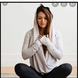 ZYIA Gray Hooded Sweatshirt